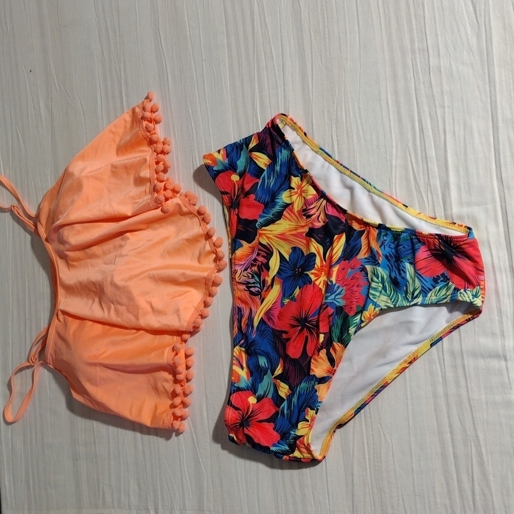 𝅺TANKINI 2X CROPPED TANGERINE TOP AND HIGH WAISTED Hawaiian FLOWERED BOTTOMS